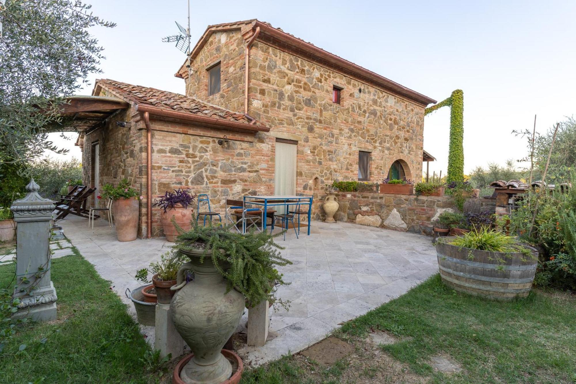 Il Poggio Dell'Eremita Apartment Rigomagno Bagian luar foto